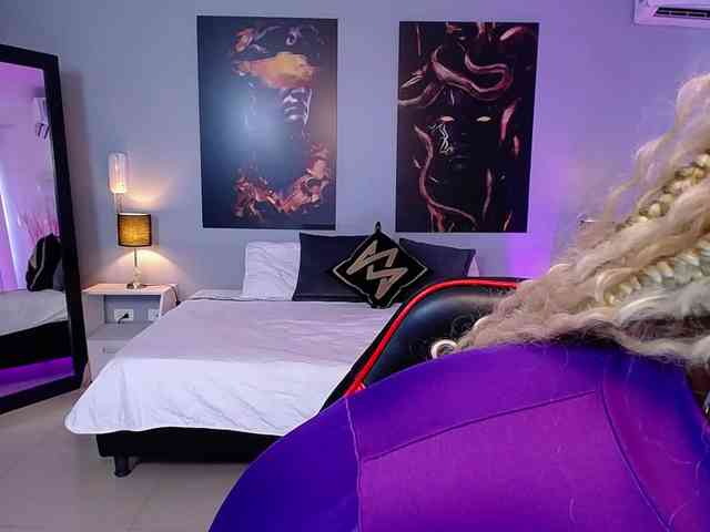 JasmineCampbell webcam