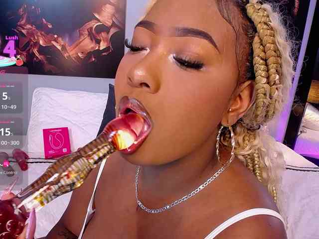 JasmineCampbell webcam