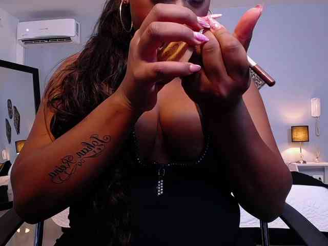 JasmineCampbell webcam