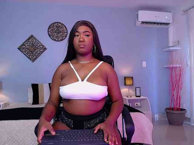 JasmineCampbell webcam