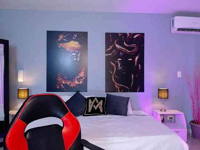 JasmineCampbell webcam