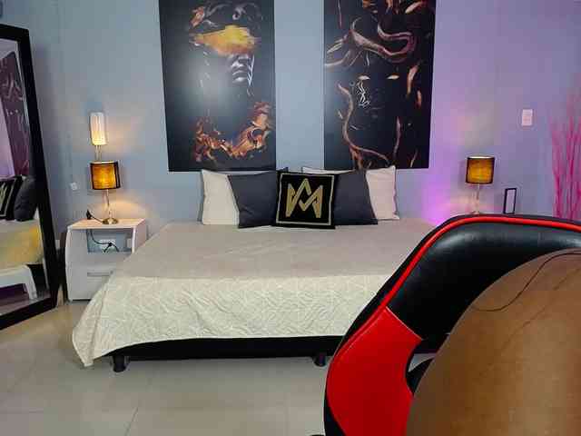 JasmineCampbell webcam