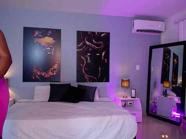 JasmineCampbell webcam