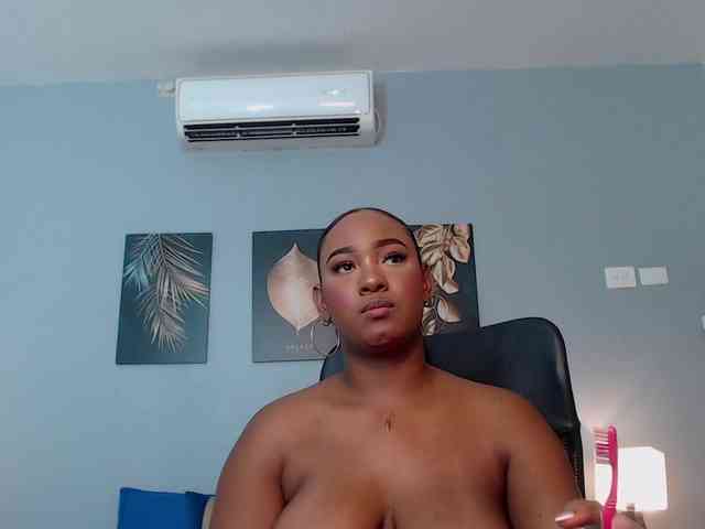 JasmineCampbell webcam