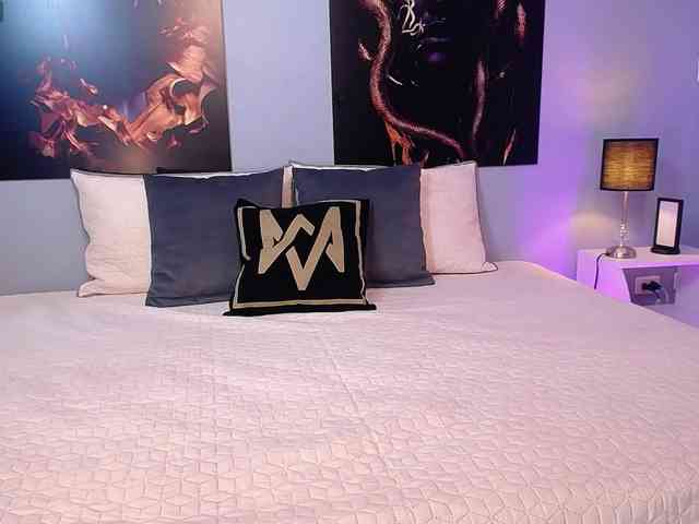 JasmineCampbell webcam