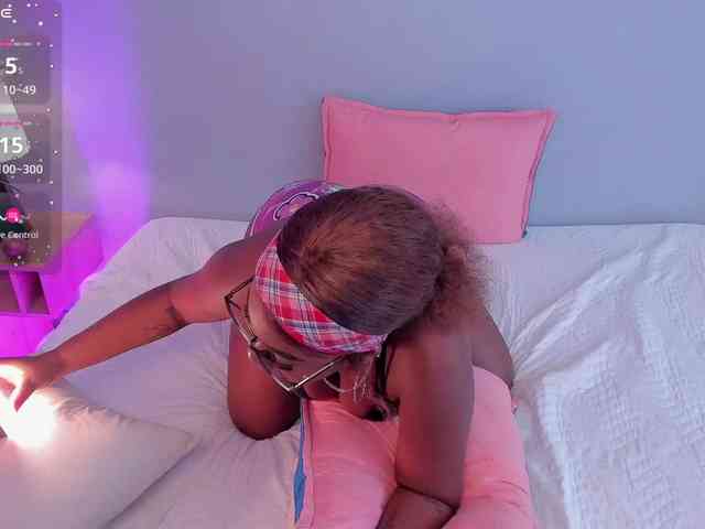 JasmineCampbell webcam