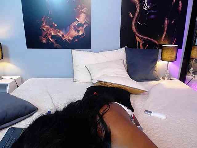 JasmineCampbell webcam