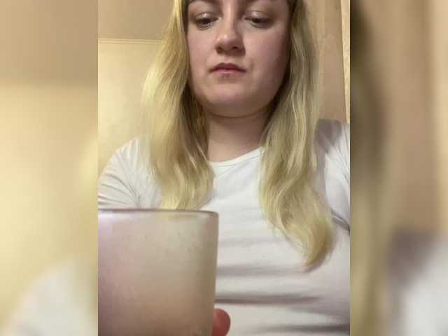 SashulyaAsd's BongaCams show and profile