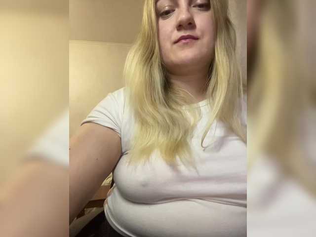 SashulyaAsd's BongaCams show and profile