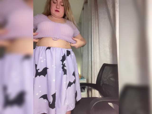 SashulyaAsd's BongaCams show and profile