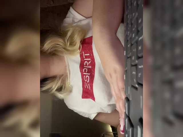 SashulyaAsd's BongaCams show and profile