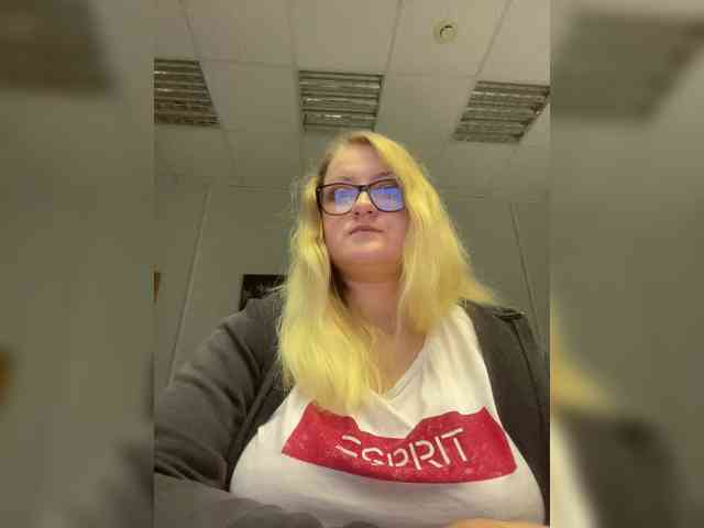 SashulyaAsd Live Webcam on {site_name}