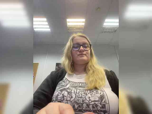 MashulyaAsd webcam