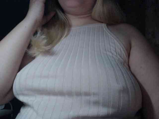 SashulyaAsd Live Webcam on BongaCams