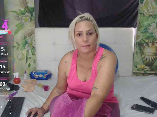 violetta-2024 Live Webcam on BongaCams violetta-2024 Live Webcam on BongaCams
