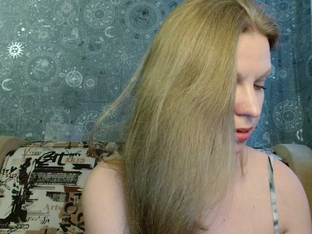 BlondeFox from BongaCams is Freechat