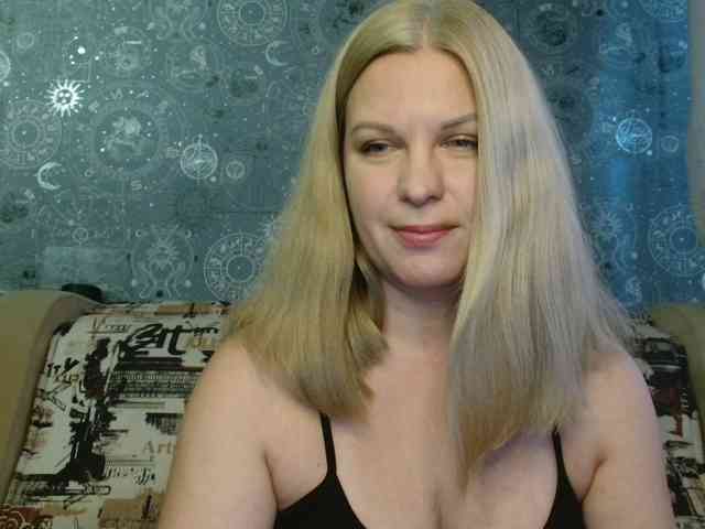 BlondeFox