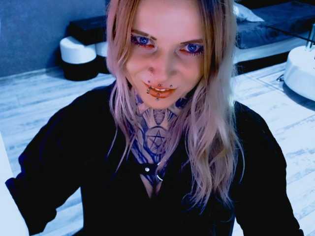 LisaModel from BongaCams is Freechat