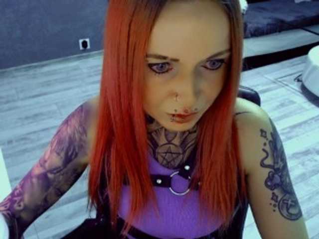 LisaModel's BongaCams show and profile