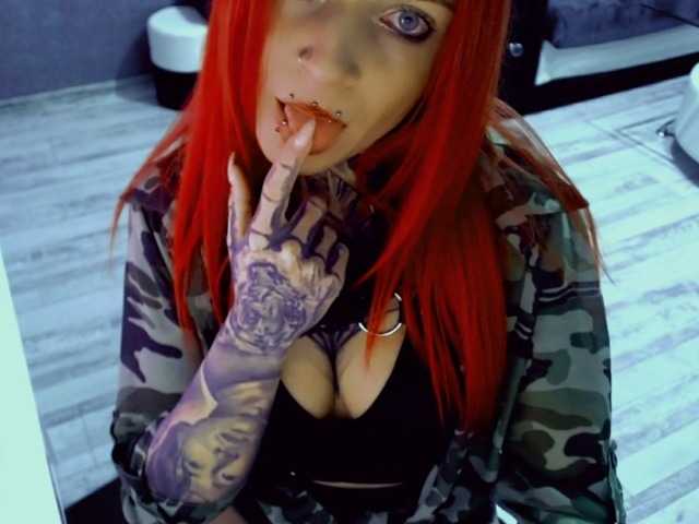 LisaModel's BongaCams show and profile