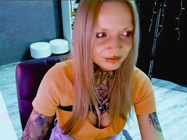 InesModel webcam bongacams model stream image