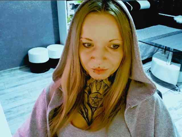 InesModel webcam