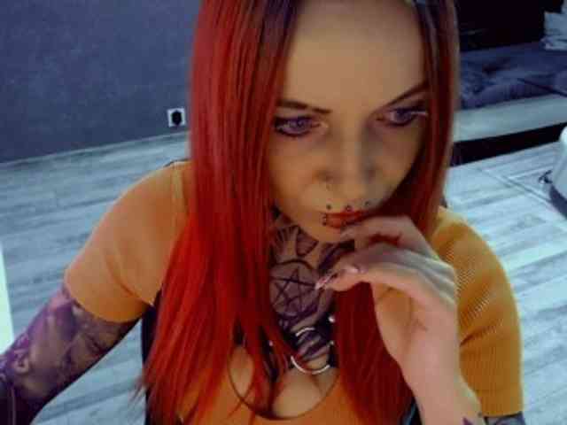 LisaModel Live Webcam on BongaCams