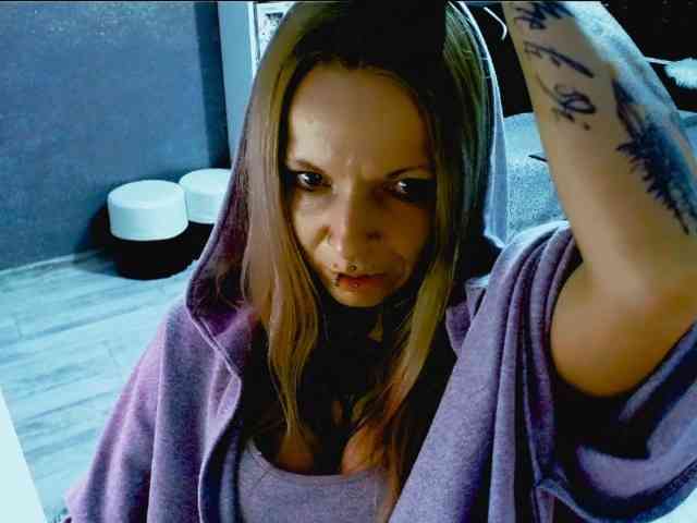 InesModel webcam