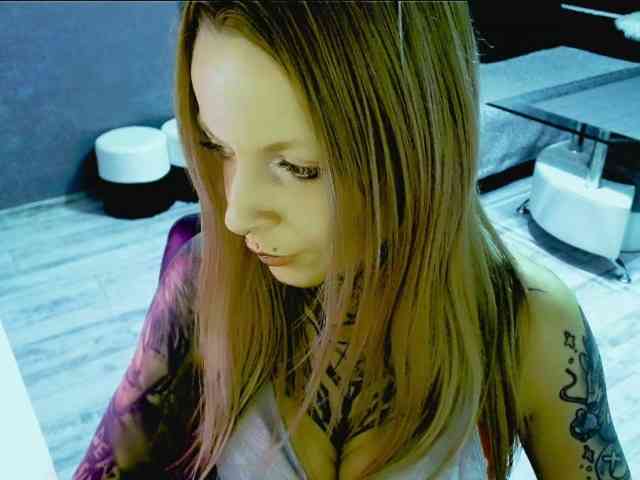 InesModel webcam
