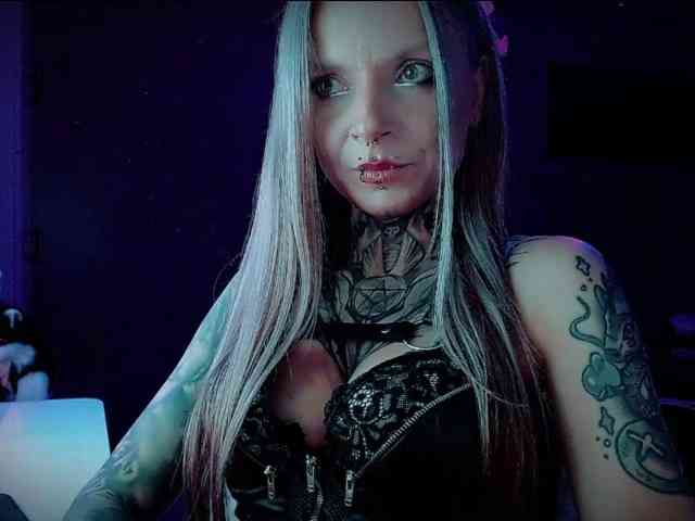 LisaModel Live Webcam on BongaCams