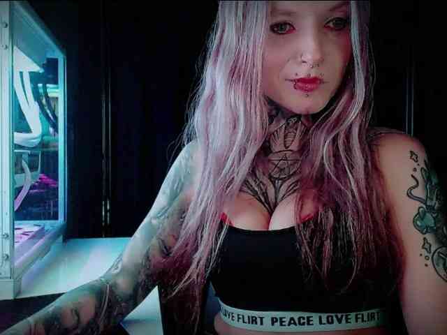 InesModel webcam