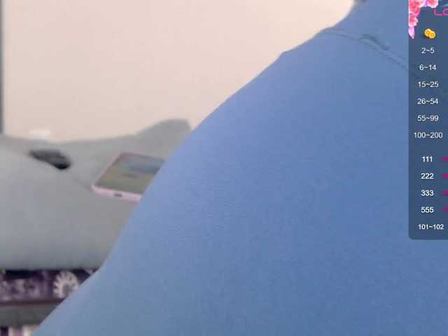 Sexy--Brunettee69's BongaCams show and profile