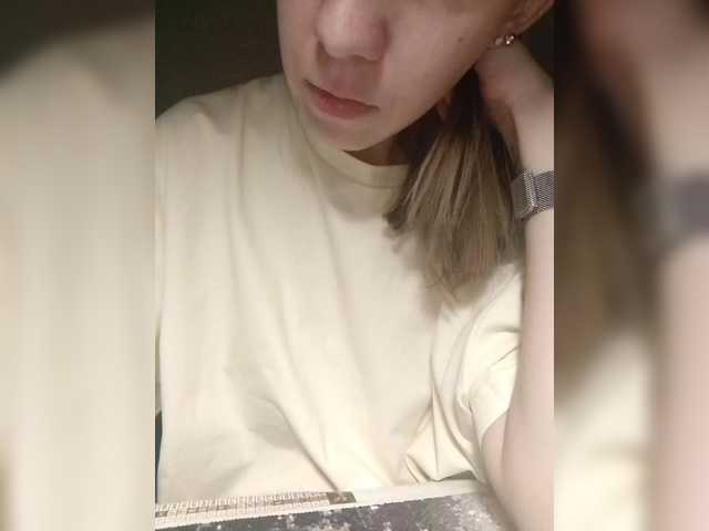 krohaalenaa's BongaCams show and profile