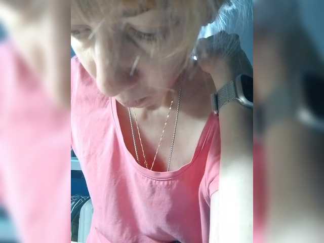 krohaalenaa's BongaCams show and profile