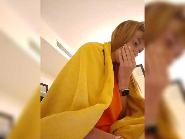 krohaalenaa's BongaCams show and profile