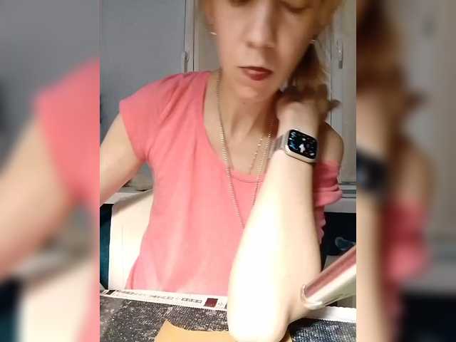 krohaalenaa's BongaCams show and profile