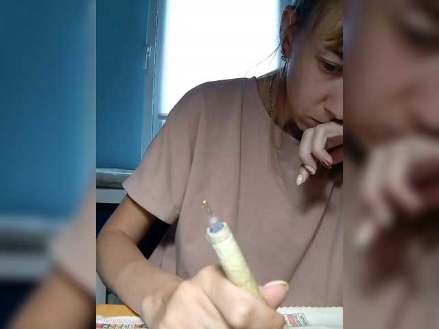 krohaalenaa's BongaCams show and profile