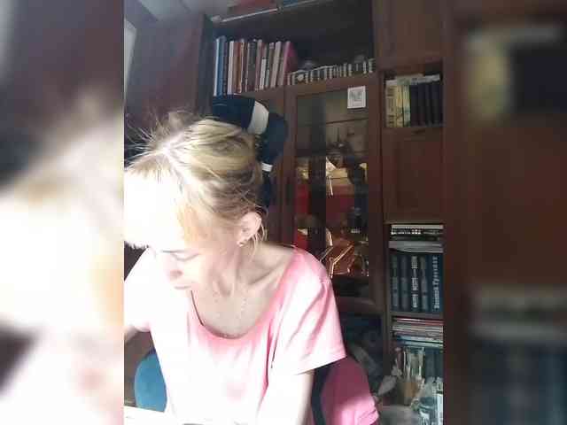 kiss_a webcam
