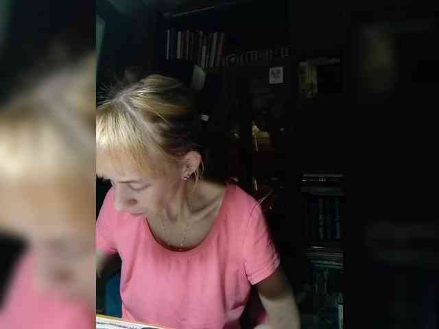 kiss_a webcam