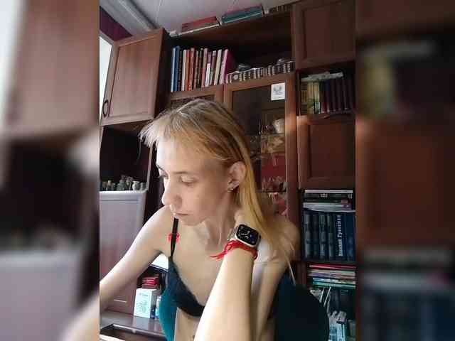 kiss_a webcam