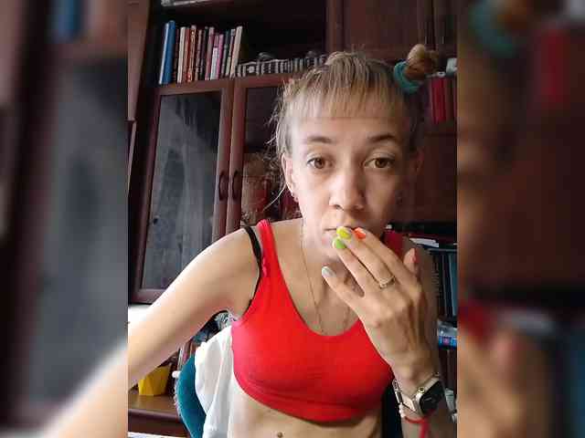 kiss_a webcam