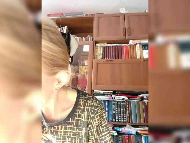 kiss_a webcam