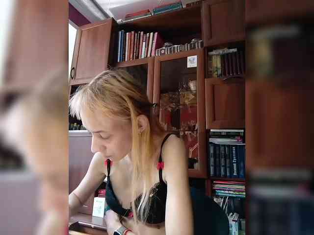 kiss_a webcam