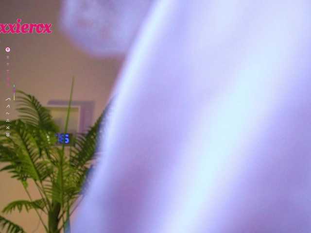 V1CTORYA's BongaCams show and profile