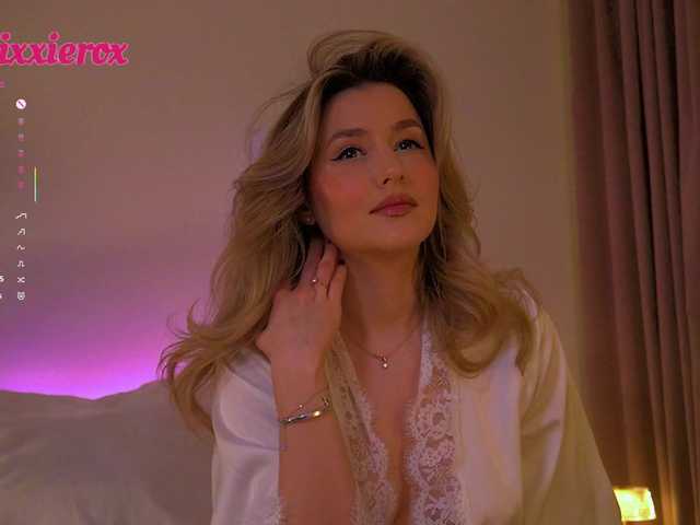 V1CTORYA's BongaCams show and profile