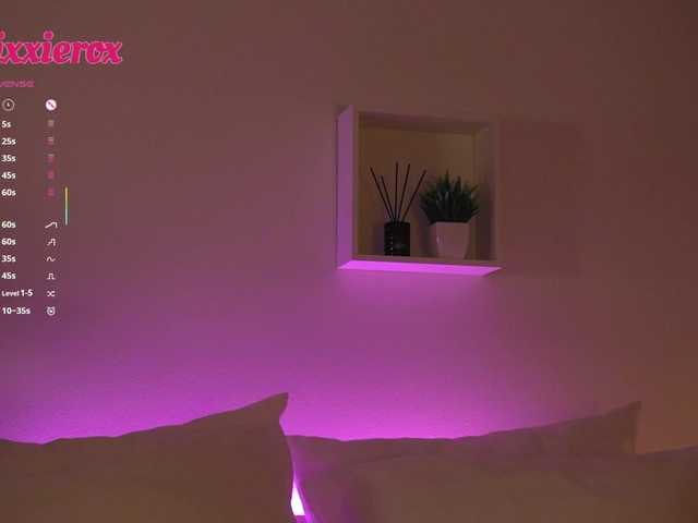 V1CTORYA's BongaCams show and profile