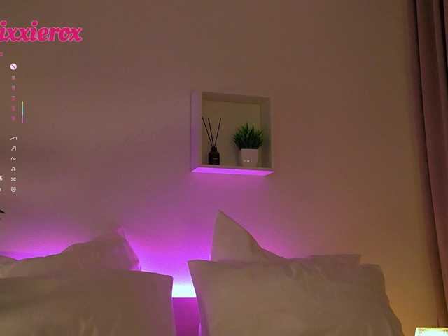 V1CTORYA's BongaCams show and profile