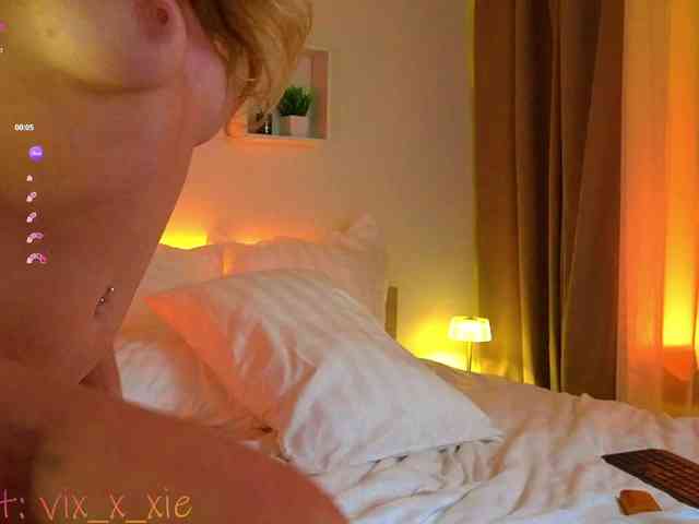 viXXXie webcam