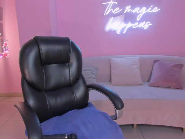 AbbyDalton's BongaCams show and profile