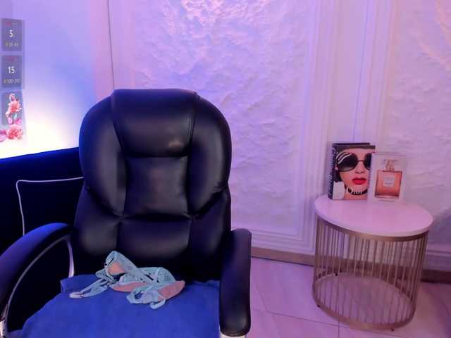 AbbyDalton's BongaCams show and profile